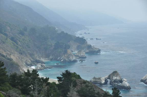 Paisagem do Big Sur, ao sul de Carmel, na costa da Califórnia, nos Estados Unidos